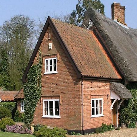 Thatched Farm Bed And Breakfast ウッドブリッジ エクステリア 写真