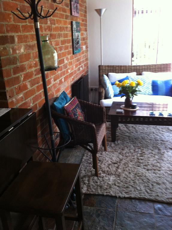 Thatched Farm Bed And Breakfast ウッドブリッジ エクステリア 写真