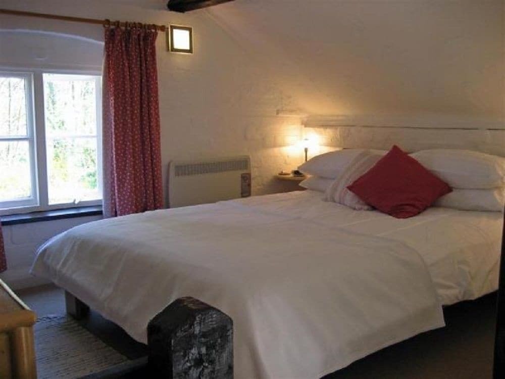 Thatched Farm Bed And Breakfast ウッドブリッジ エクステリア 写真